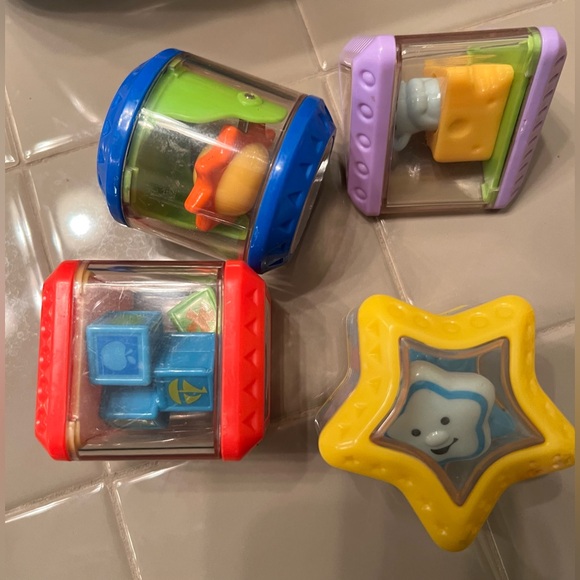 Fisher-Price - Bright Activity Cube and Toy Set 4 DIFFERENT Toys - Picture 9 of 15